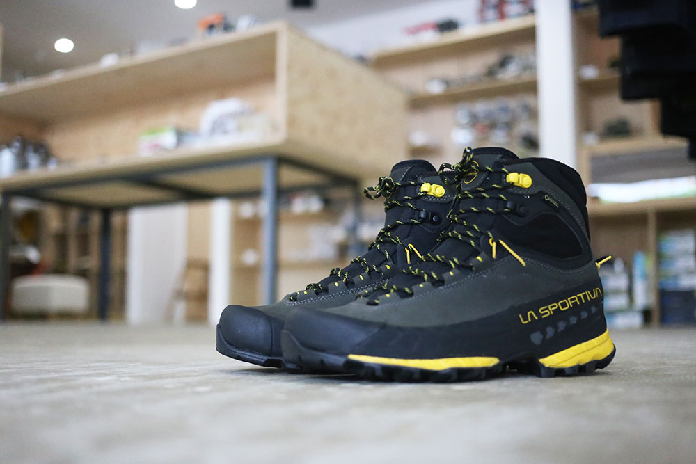 12周年記念イベントが La Sportiva スポルティバ TX5 GTX 42 新品 kids