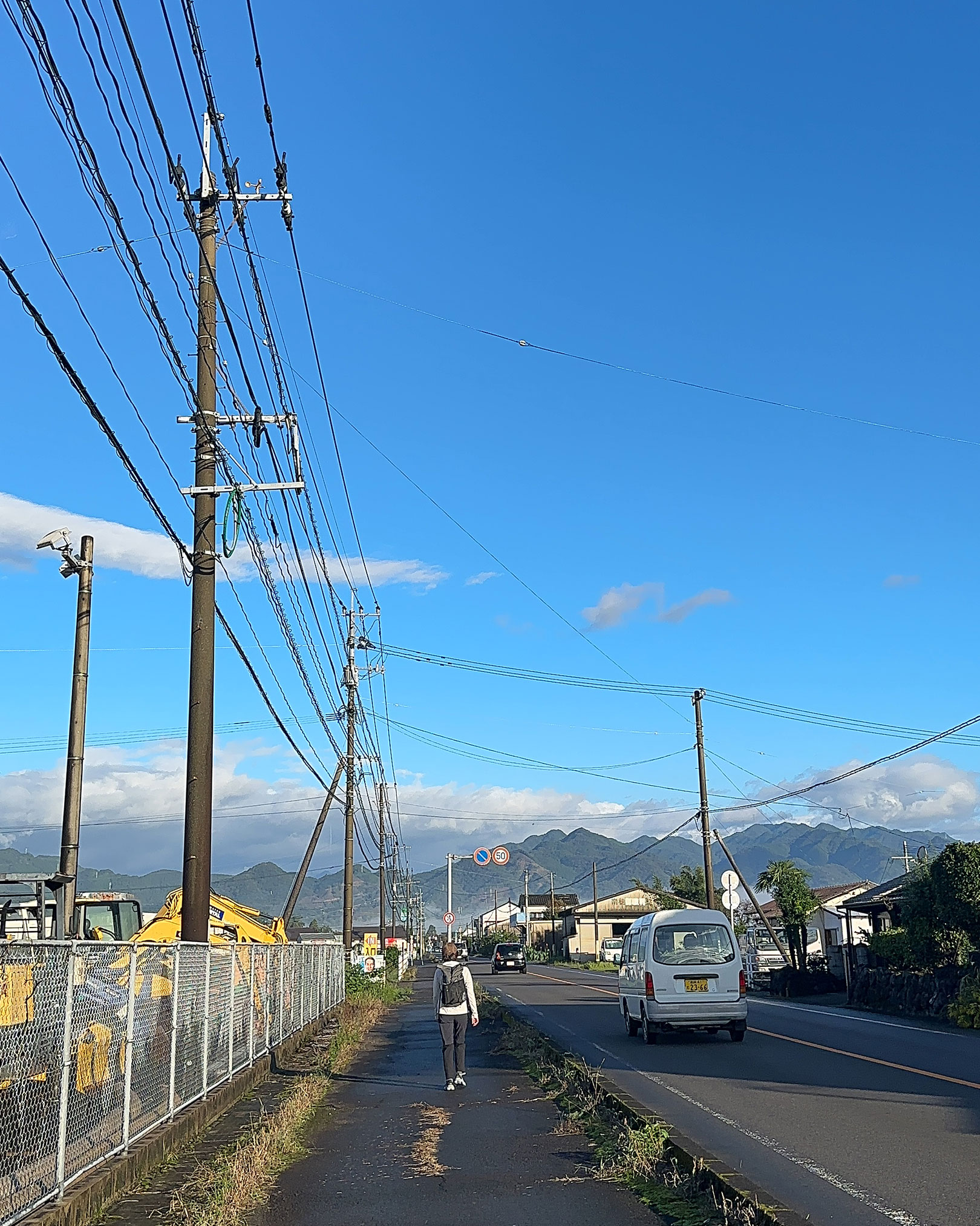 219号線を山方面へ