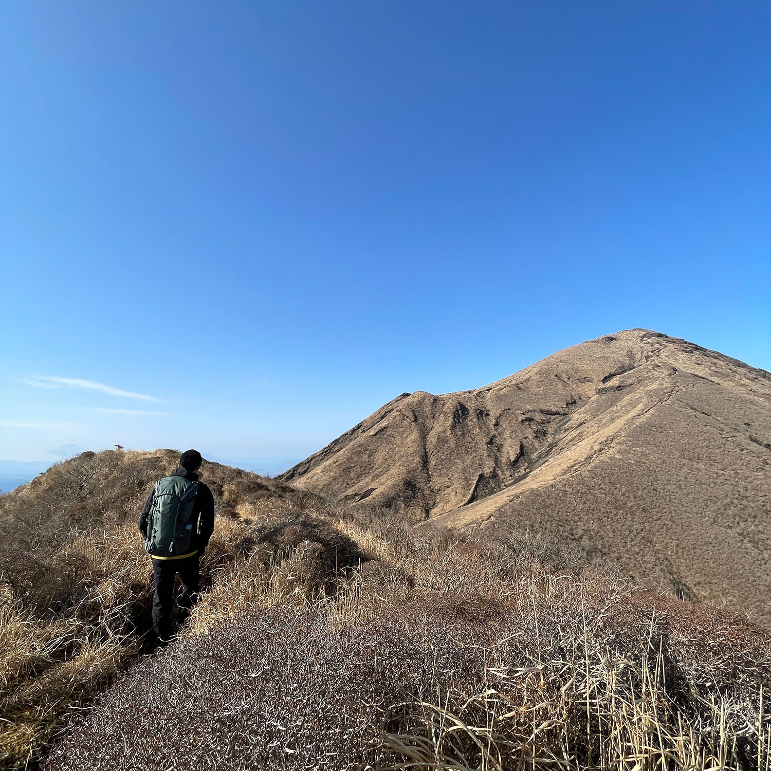 高千穂峰にてBig Wall Pant