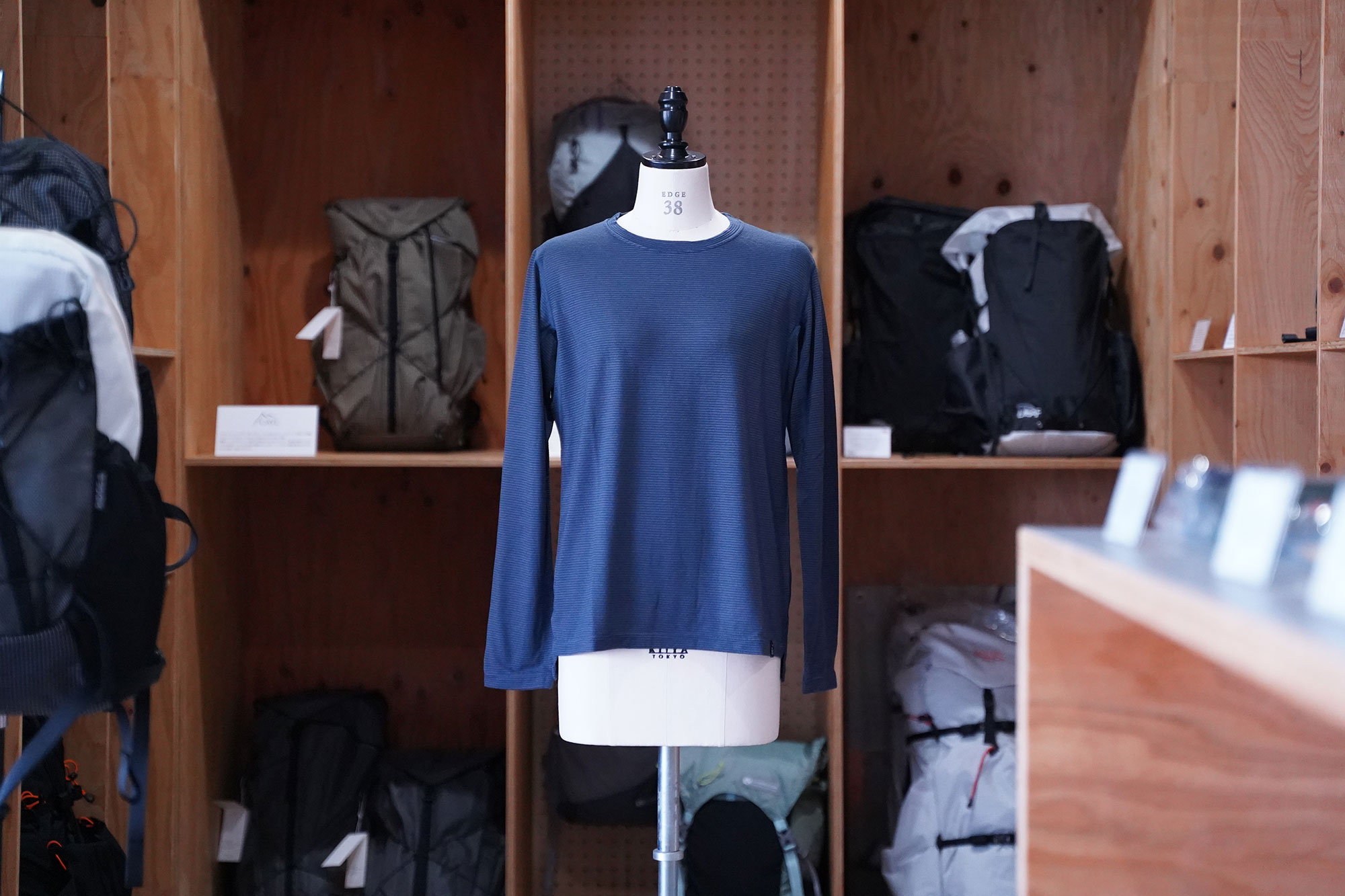 STATIC "Women's All Elevation L/S Shirts"