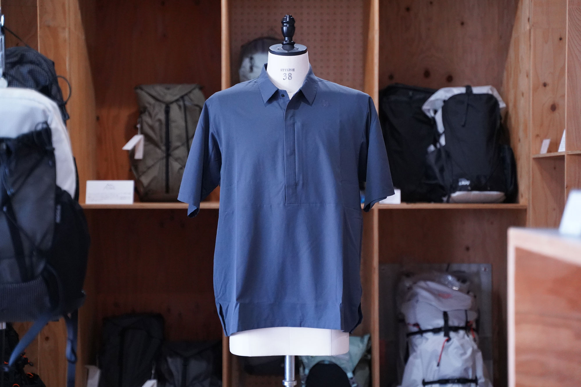 GOLDWIN "All Direction Light Hike Short Sleeve Shirt"