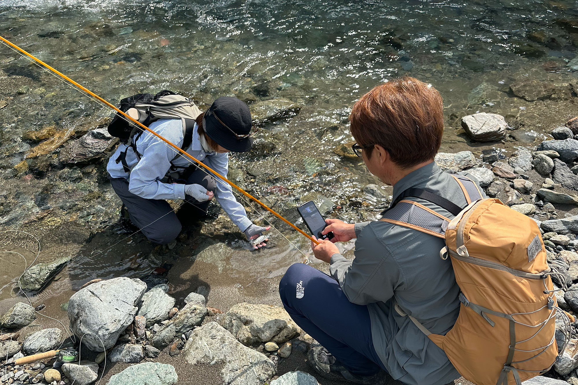 無事にスタッフも山女魚をキャッチ