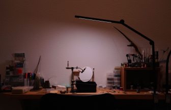 時折篭って作業する内職