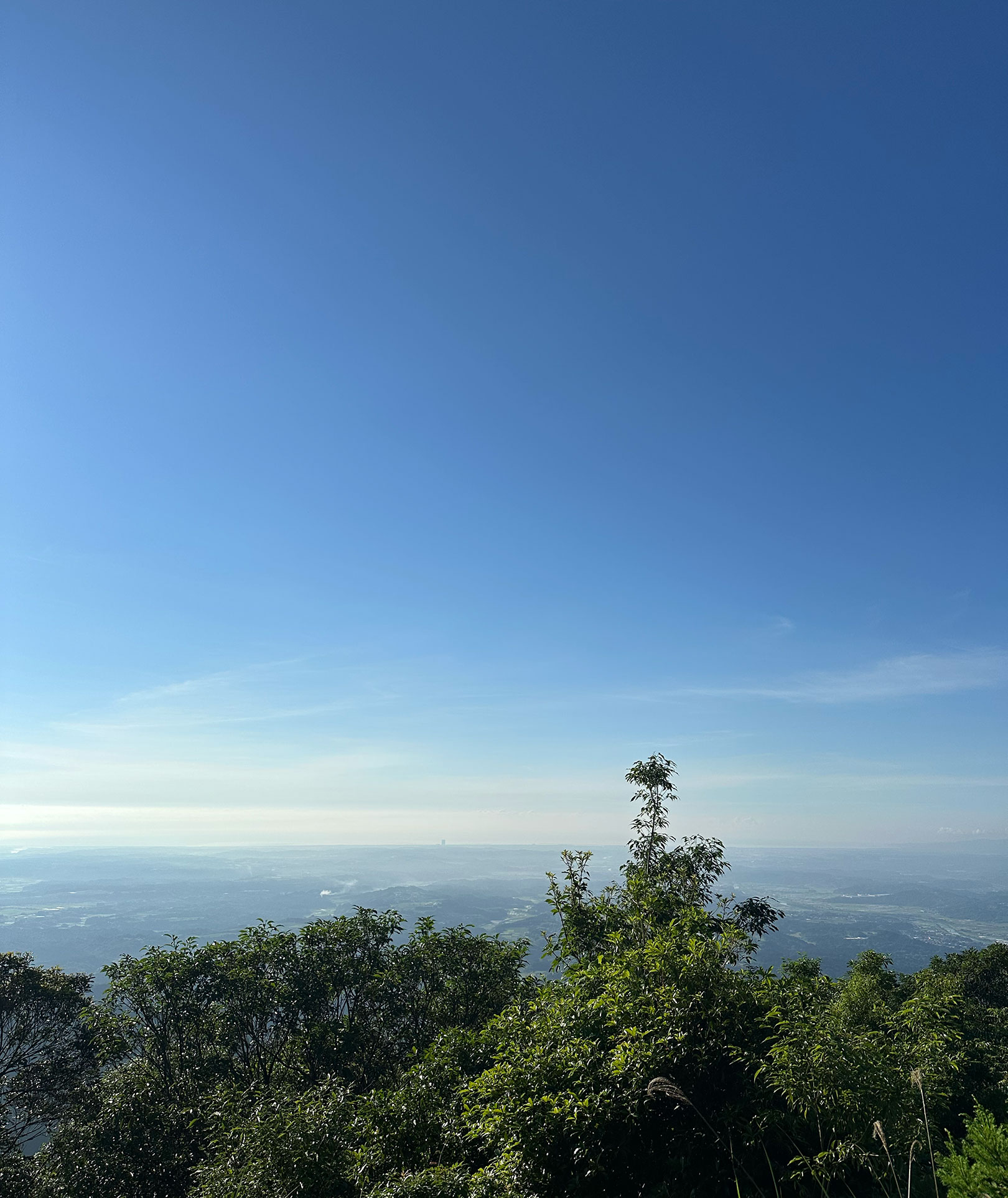 釈迦ヶ岳の山頂より